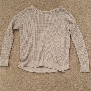 white hollister sweater